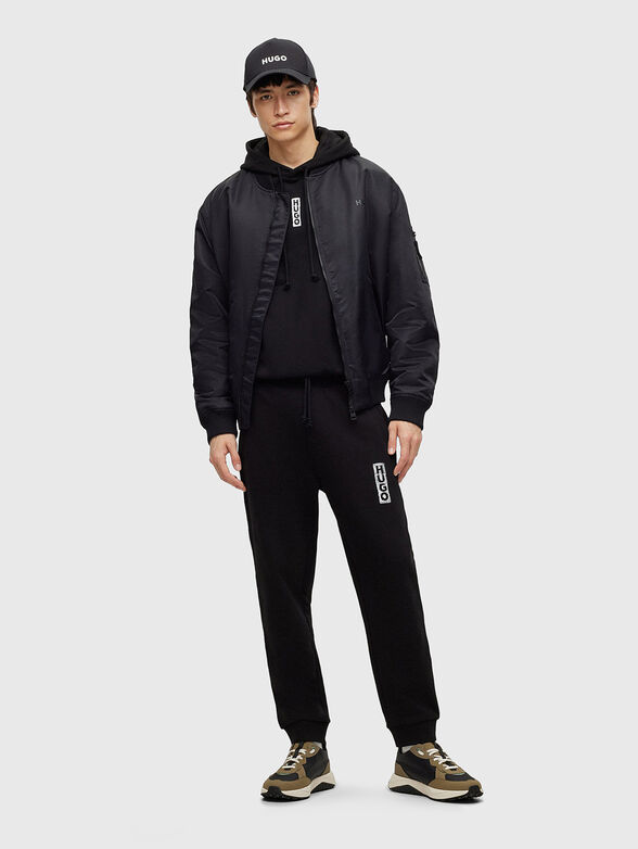 Black sweatshirt with vertical logo - 4