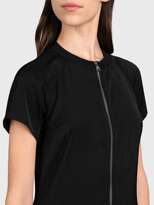 Black dress with a zip - 4