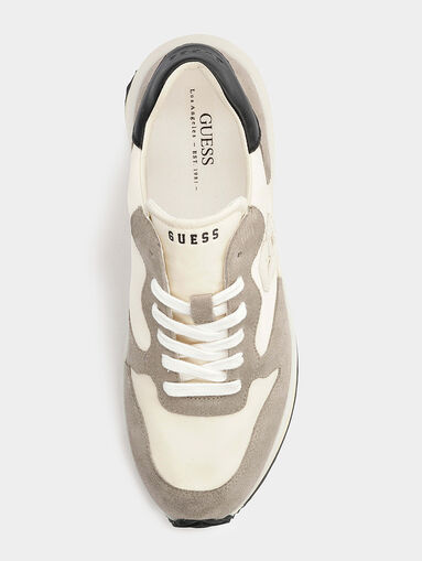 Beige sneakers with contrasting inserts - 3