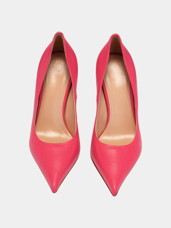 Heeled shoes in peach color - 6
