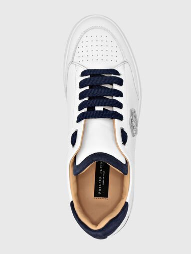 White sports shoes with dark blue details - 5