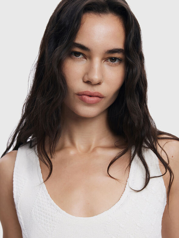 Top with oval neckline - 6