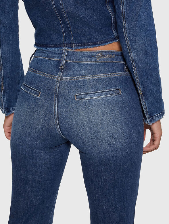 Jeans with accent stitches - 4