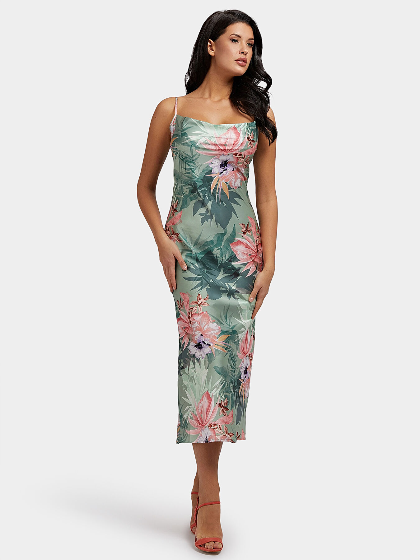AKILINA dress with tropical print brand GUESS Globalbrandsstore en