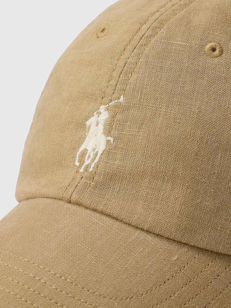 Linen cap with a brim - 3