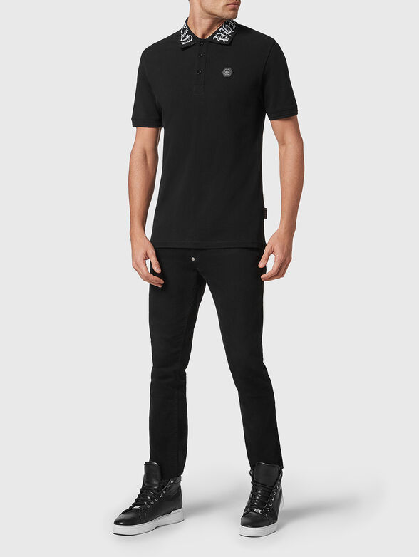 Polo shirt with logo accent on the collar - 2