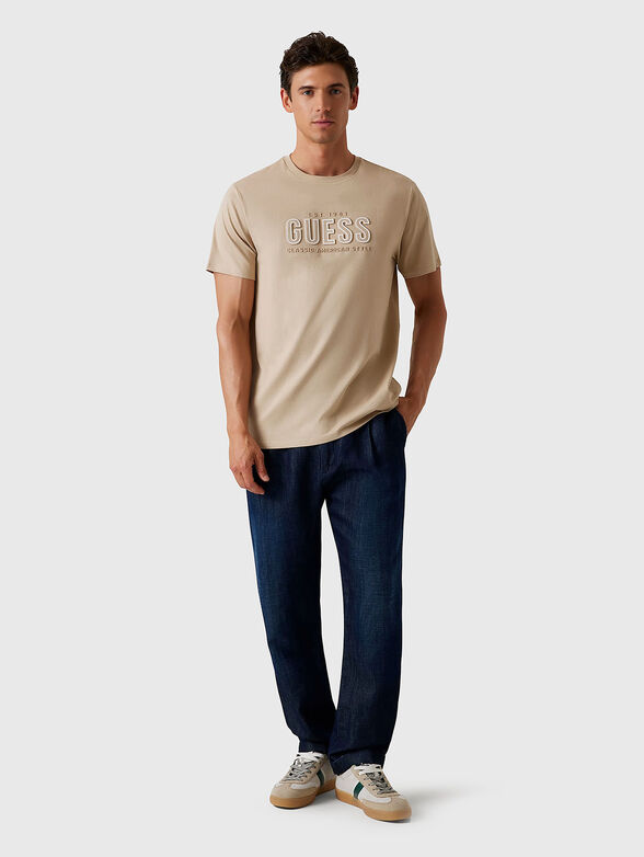 Cotton T-shirt with oval neckline in beige - 2