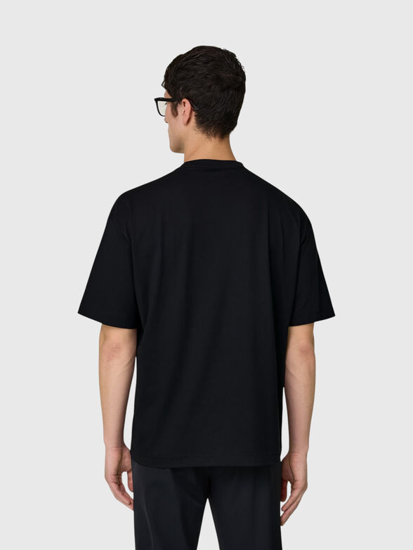 Black T-shirt with a round neckline - 3