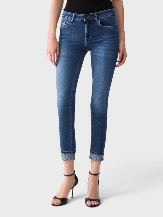 Skinny jeans with appliqu&eacute;s - 1