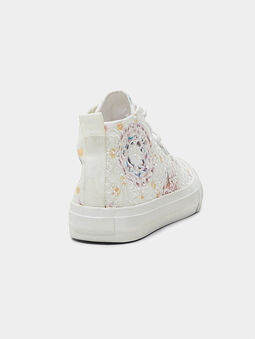 Sneakers with floral embroidery - 4