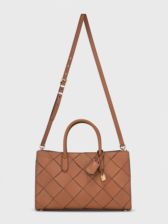 Leather bag with golden details - 2