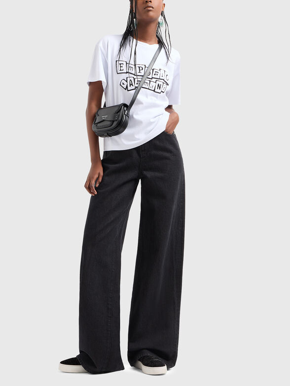 T-shirt with contrast logo - 2