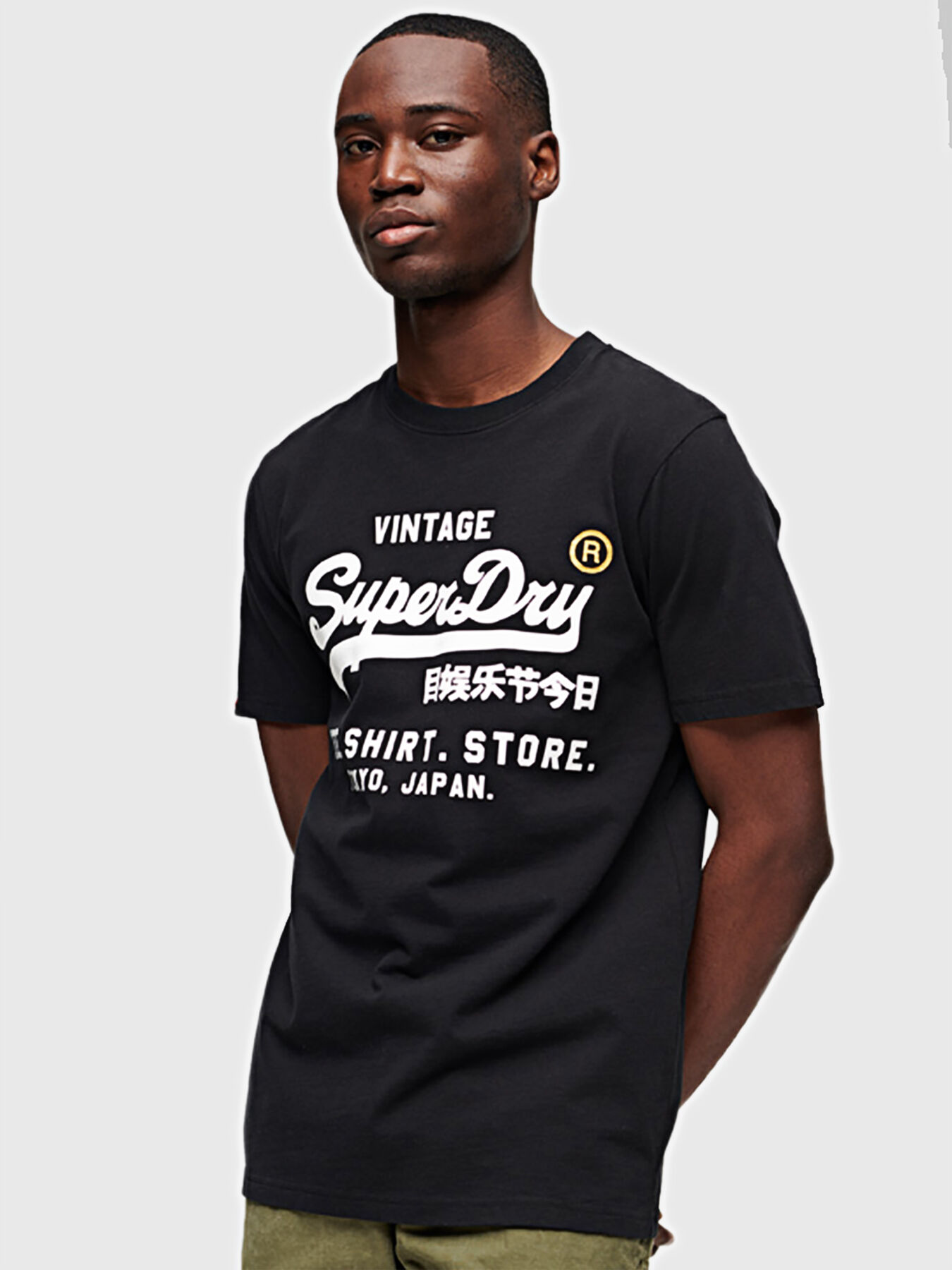 Superdry★ビンテージ スモールロゴTシャツ 送関込 superdry-vintage-corp-logo-t-