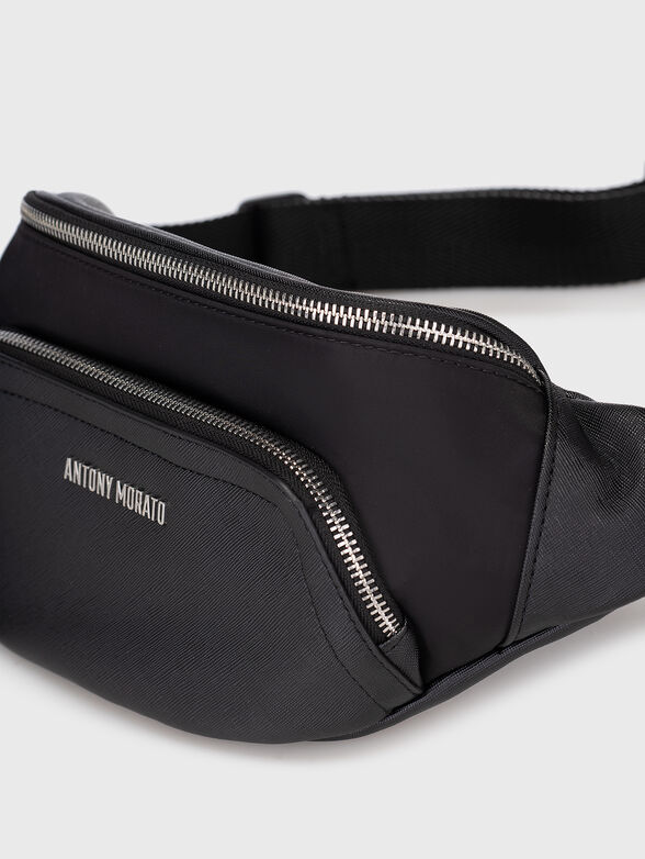 Waist bag in black - 3