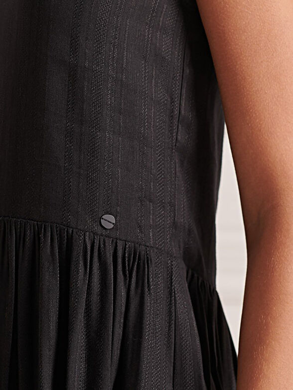 Black dress - 4