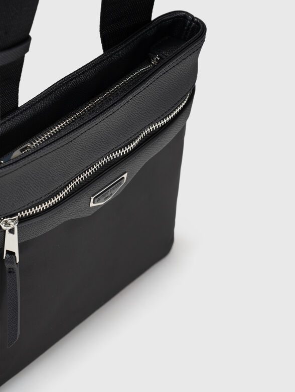 Crossbody bag with front pocket - 5