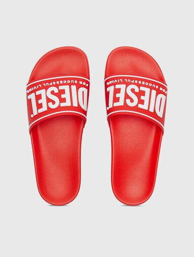 Beach slippers with logo detail - 5