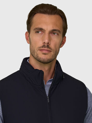 Padded vest - 5