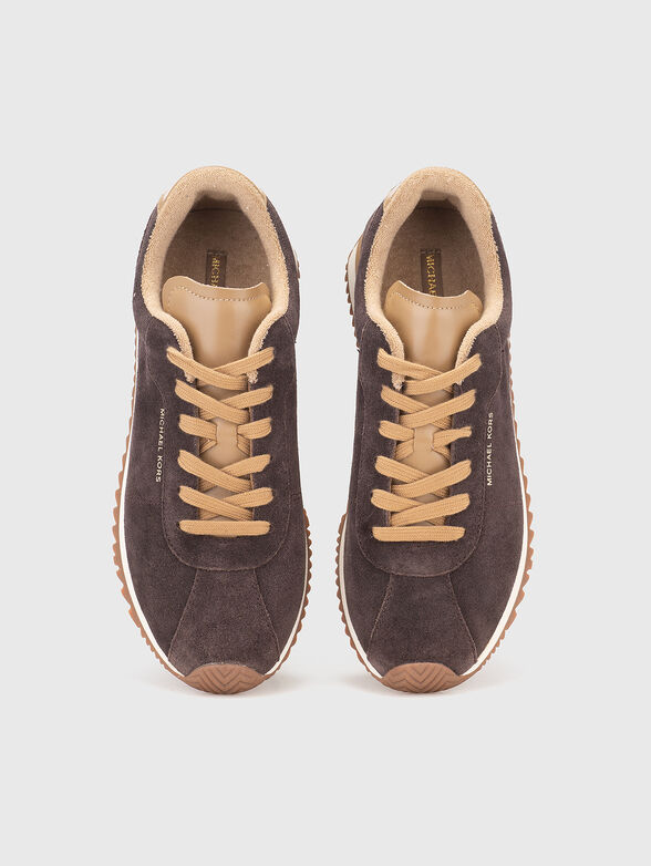 Leather sports shoes with logo - 2