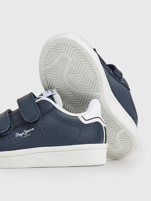 Sneakers with logo detail - 4