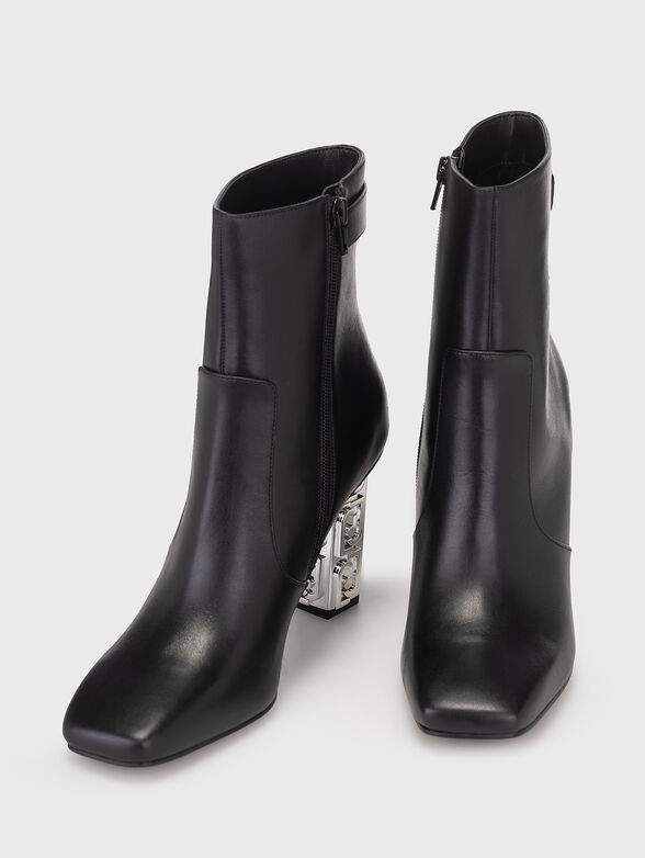 JENNIFER black boots with logo detail - 6