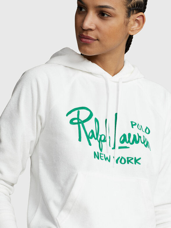 Sweatshirt with hood and logo embroidery - 4
