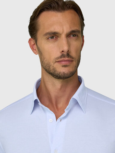 Blue shirt - 4
