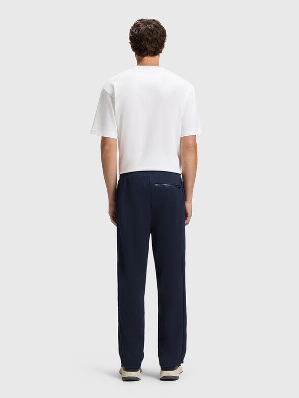 Sport trousers with accent pocket - 2