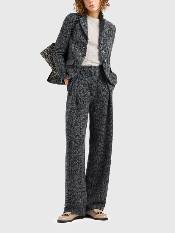 Sweater with oval neckline - 2