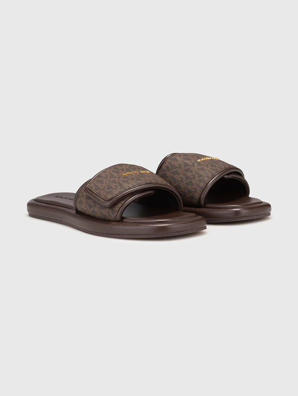Slippers with logo - 2