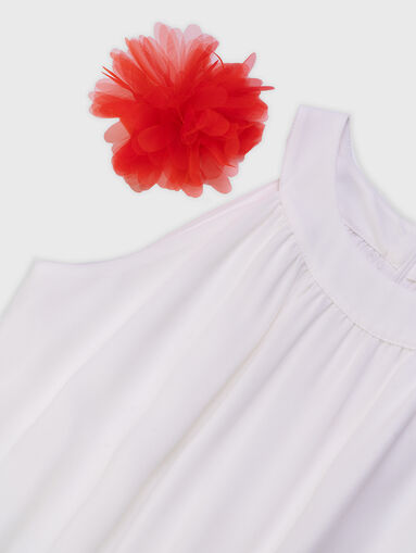 Jumpsuit with floral brooch  - 4
