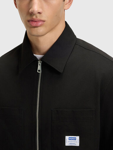 Oversized short sleeved shirt with zip - 4
