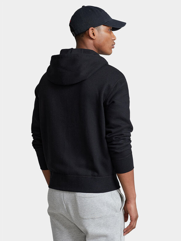 Hooded sweatshirt and zipper - 2