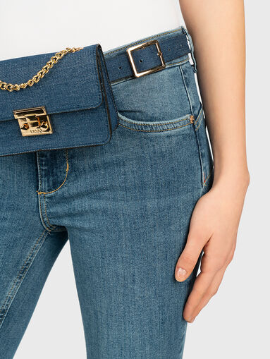 Skinny jeans with belt bag - 4