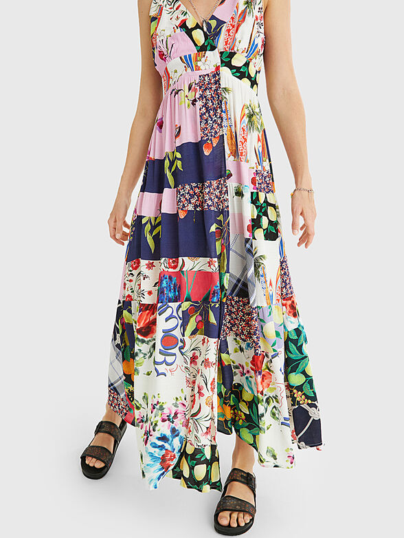 Maxi dress with colorful print - 3