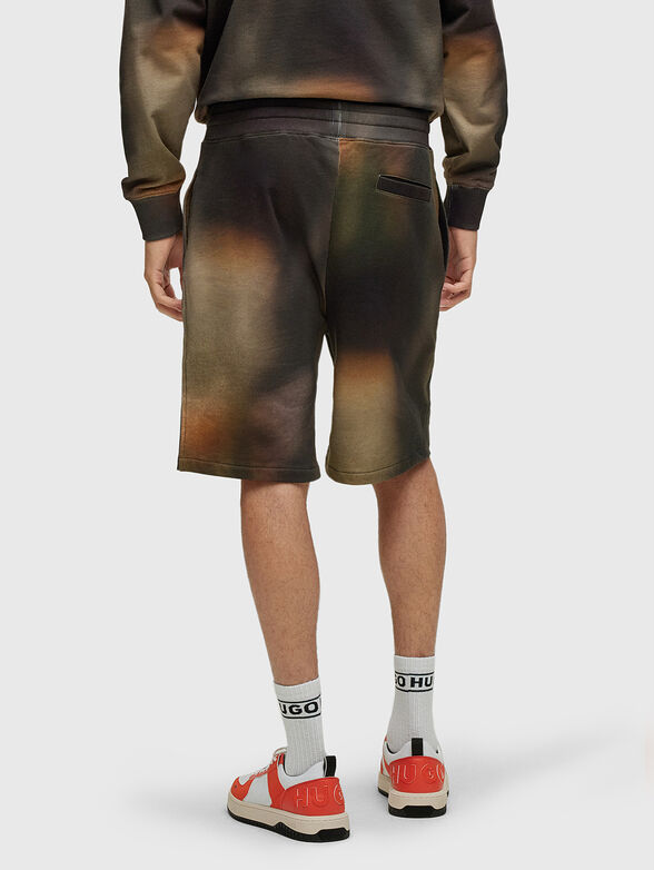 Cotton shorts with camouflage print - 2