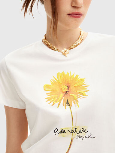 DINDA T-shirt with floral accent - 4