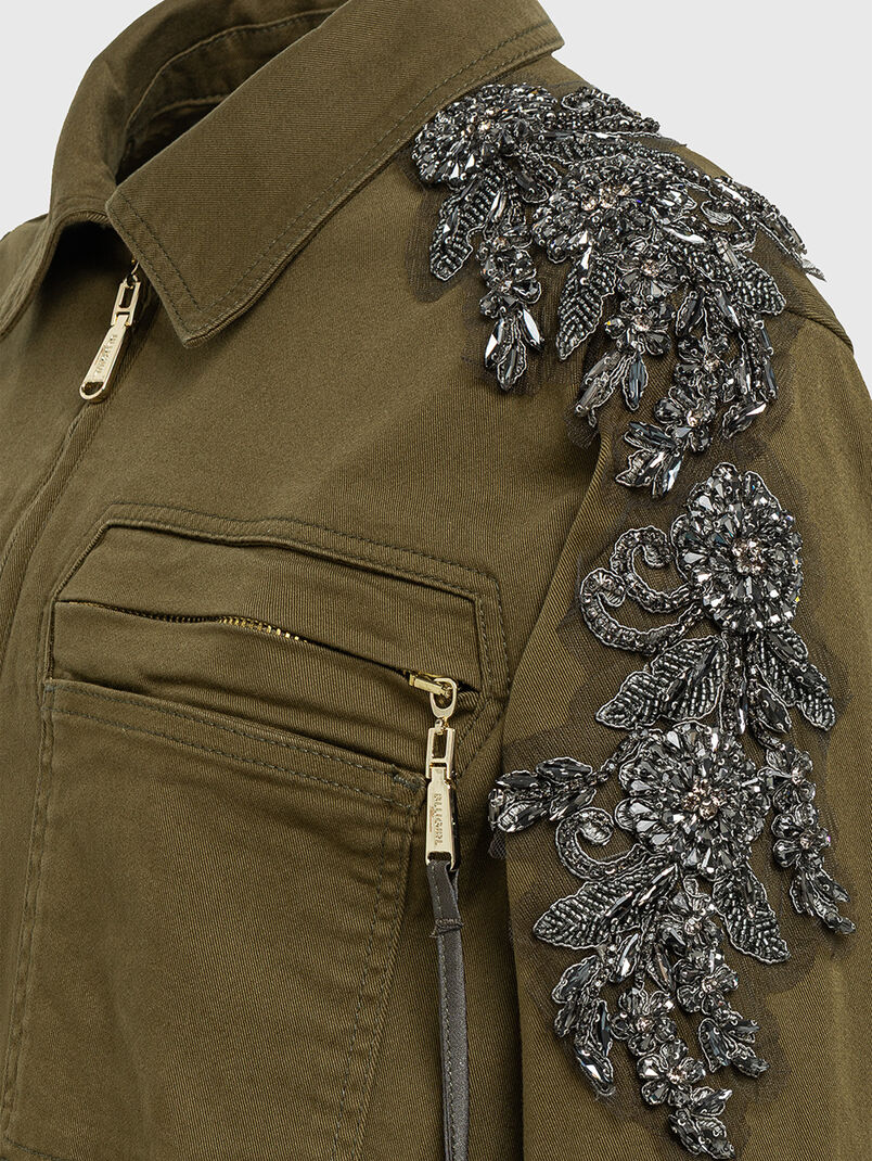 Jacket with classic collar and rhinestones - 3