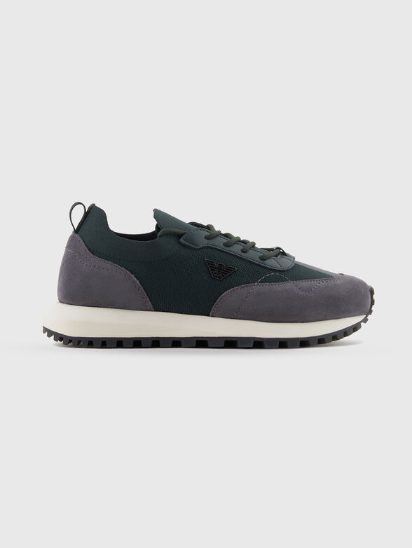 Sports shoes with logo - 0