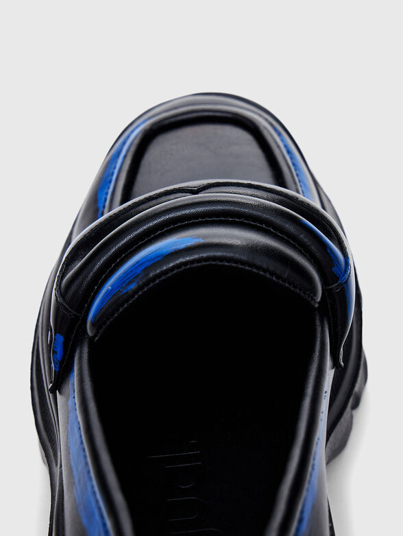 Moccasins with blue highlights - 4