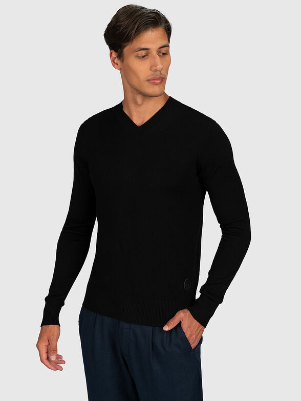 Black sweater - 1