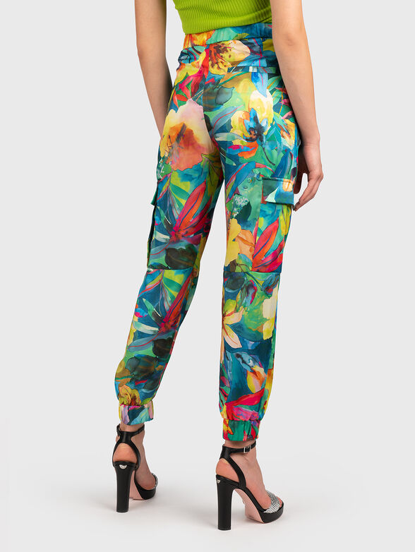 Floral print cargo pants - 2