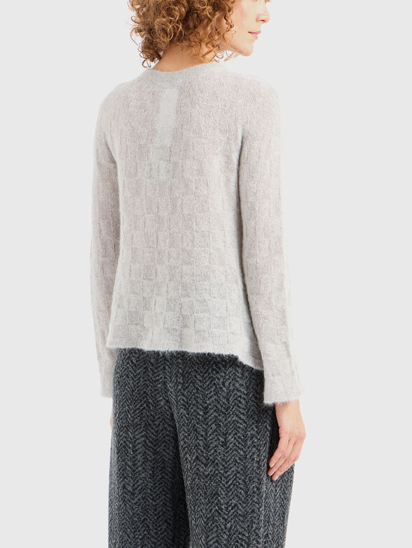 Sweater with oval neckline - 3