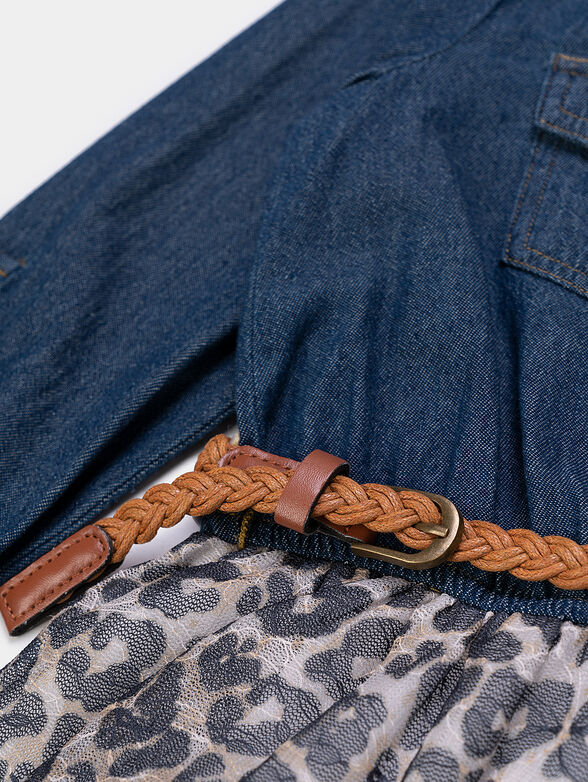 Dress in denim and animal print - 4