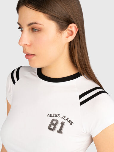 BABY T-shirt with logo print and contrasting stripes - 3