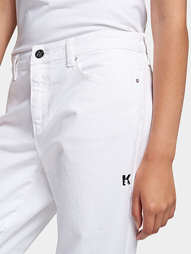 Straight leg jeans in white color - 3