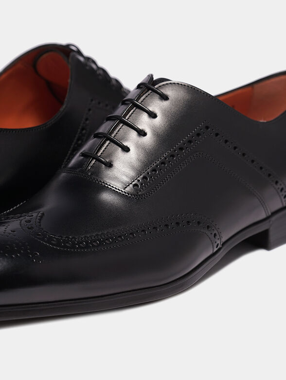 Black leather shoes - 1