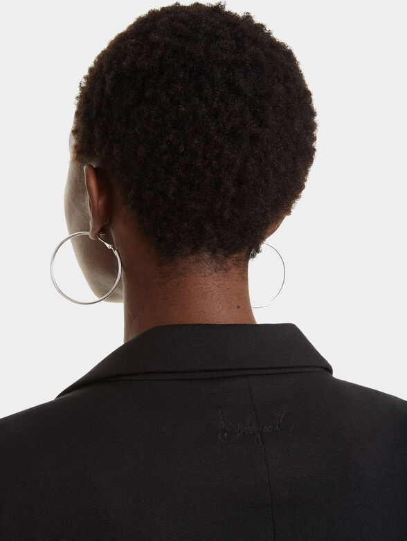 Black blazer with contrasting embroidery - 3