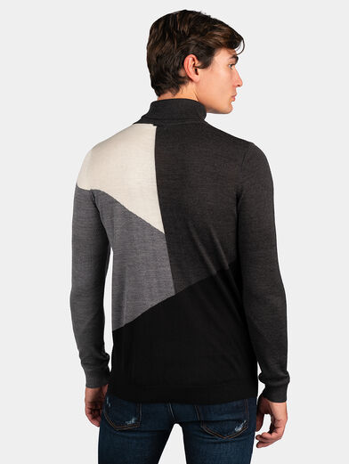 Turtleneck sweater with color-block effect - 2