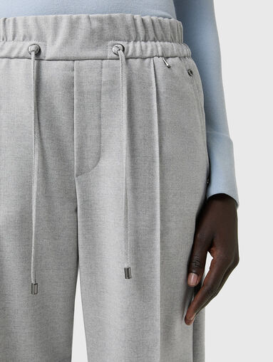 ELLA wool trousers with wide legs - 3